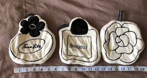 Hand towel with hanging loops - hand,